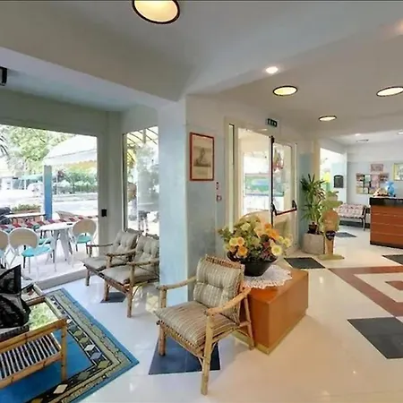 Milord 3* 切塞纳蒂科